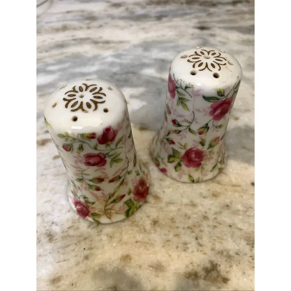 Lefton Roses Salt and Pepper Shakers #antique